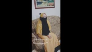 Ukhti Hijab Kuning